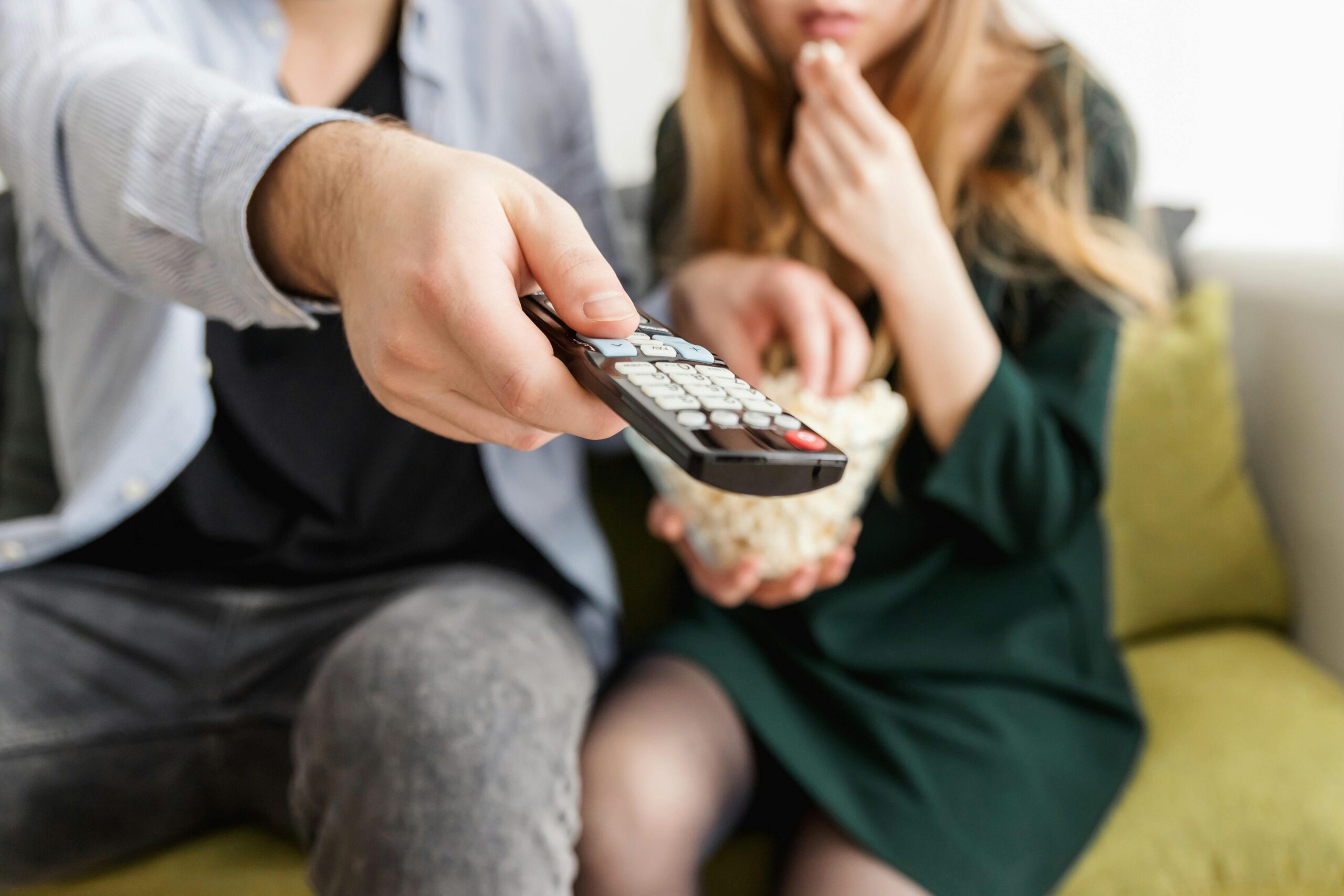 Warum kann ich nicht alle privaten Fernsehsender im Ausland anschauen?