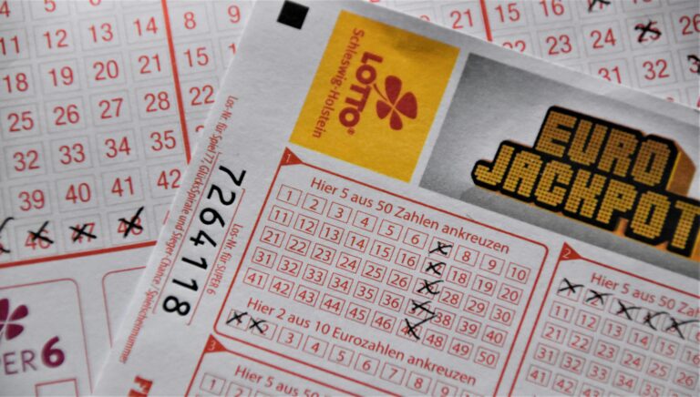 Wo kann man Eurojackpot tippen?