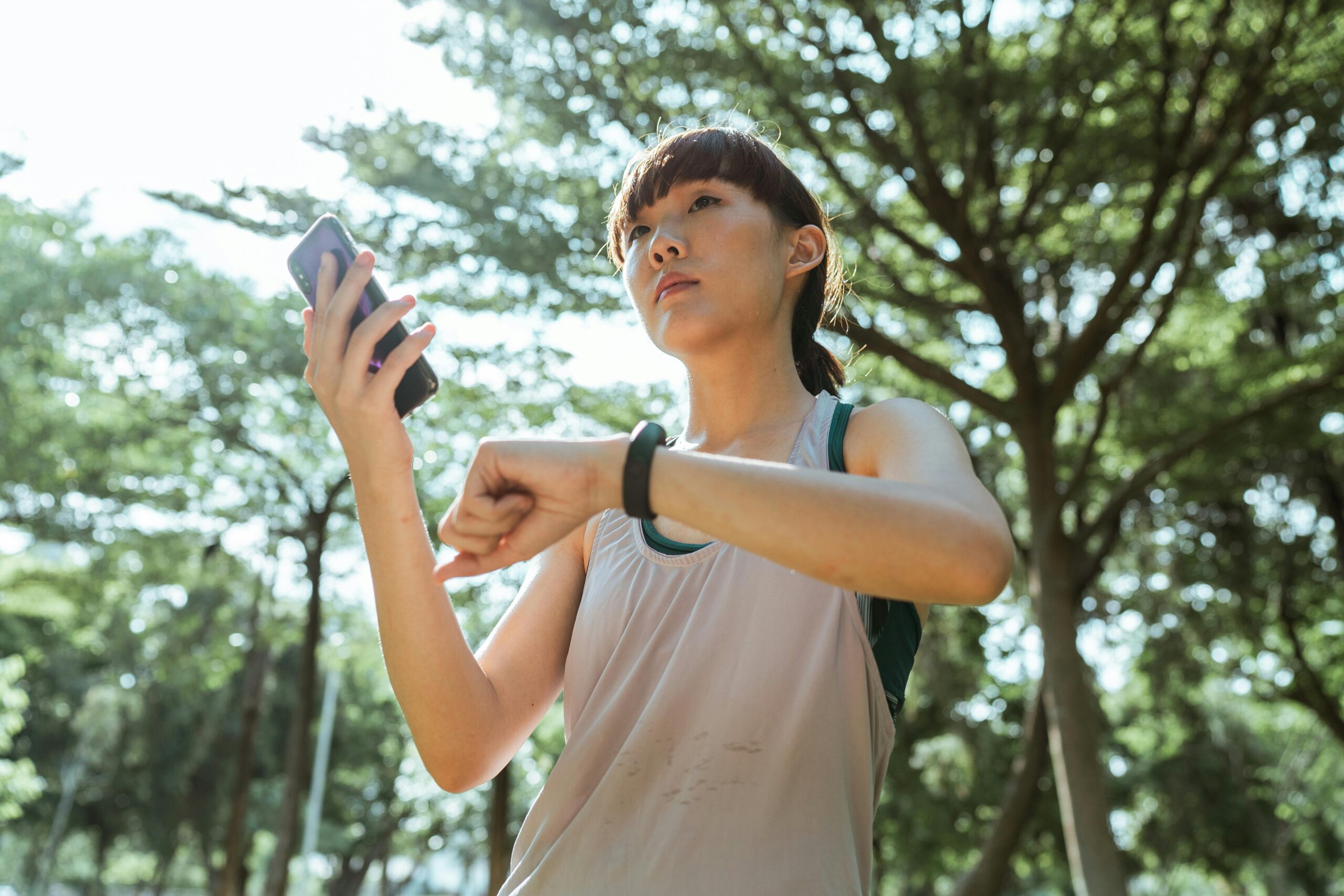 Was tun, wenn das Display meiner Fitbit Charge 5 nicht mehr reagiert?