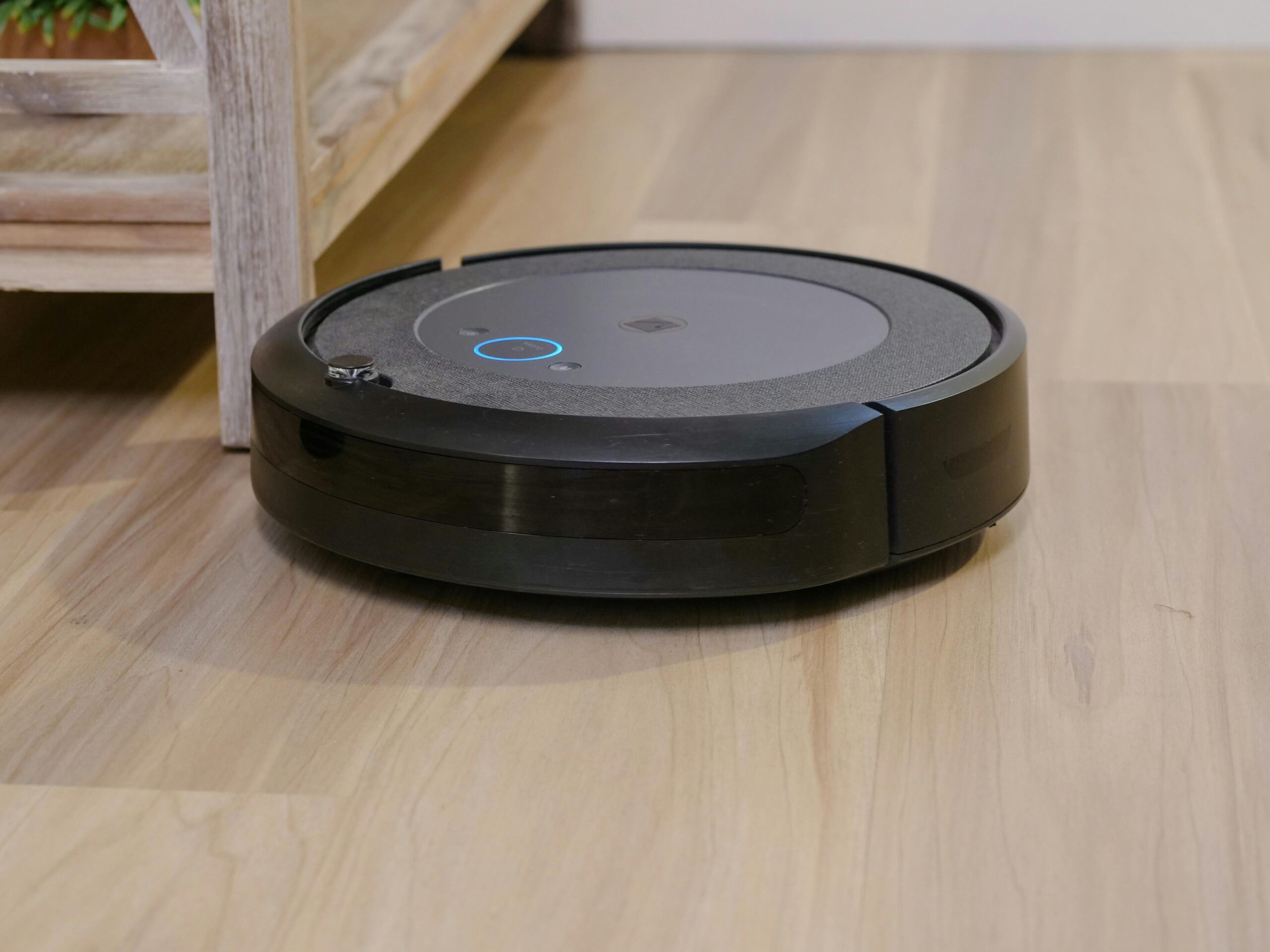 Warum verliert mein iRobot Roomba i7+ die Verbindung zur Home Base?