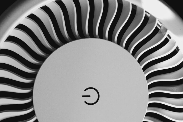 Koenic-Luftreiniger zeigt E3 – Ionisator gestört